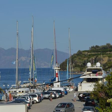 Katerina'S Apartment Epidaurus ภายนอก รูปภาพ